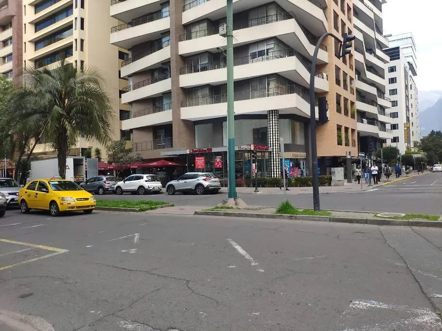 La Mejor Ubicacion Y Vista En Quito Apartment